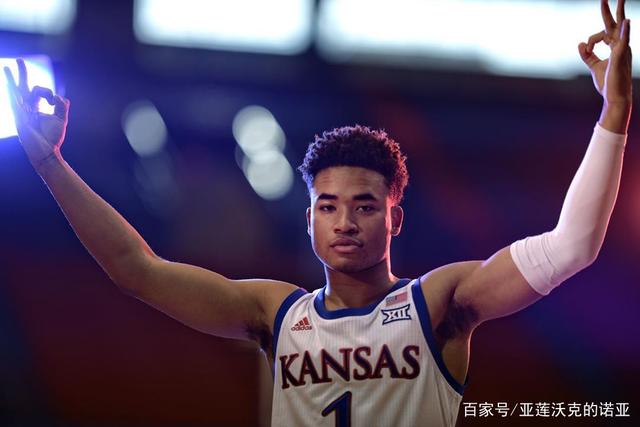 英超-萨拉赫破门努涅斯建功 利物浦2-0维拉